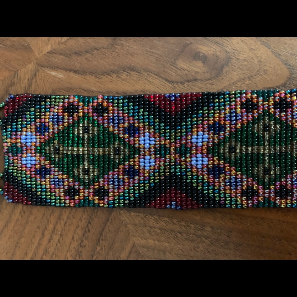 Two beaded bracelets - Picture 3 of 3
